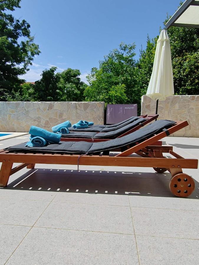 Villa Lily Привлака Экстерьер фото